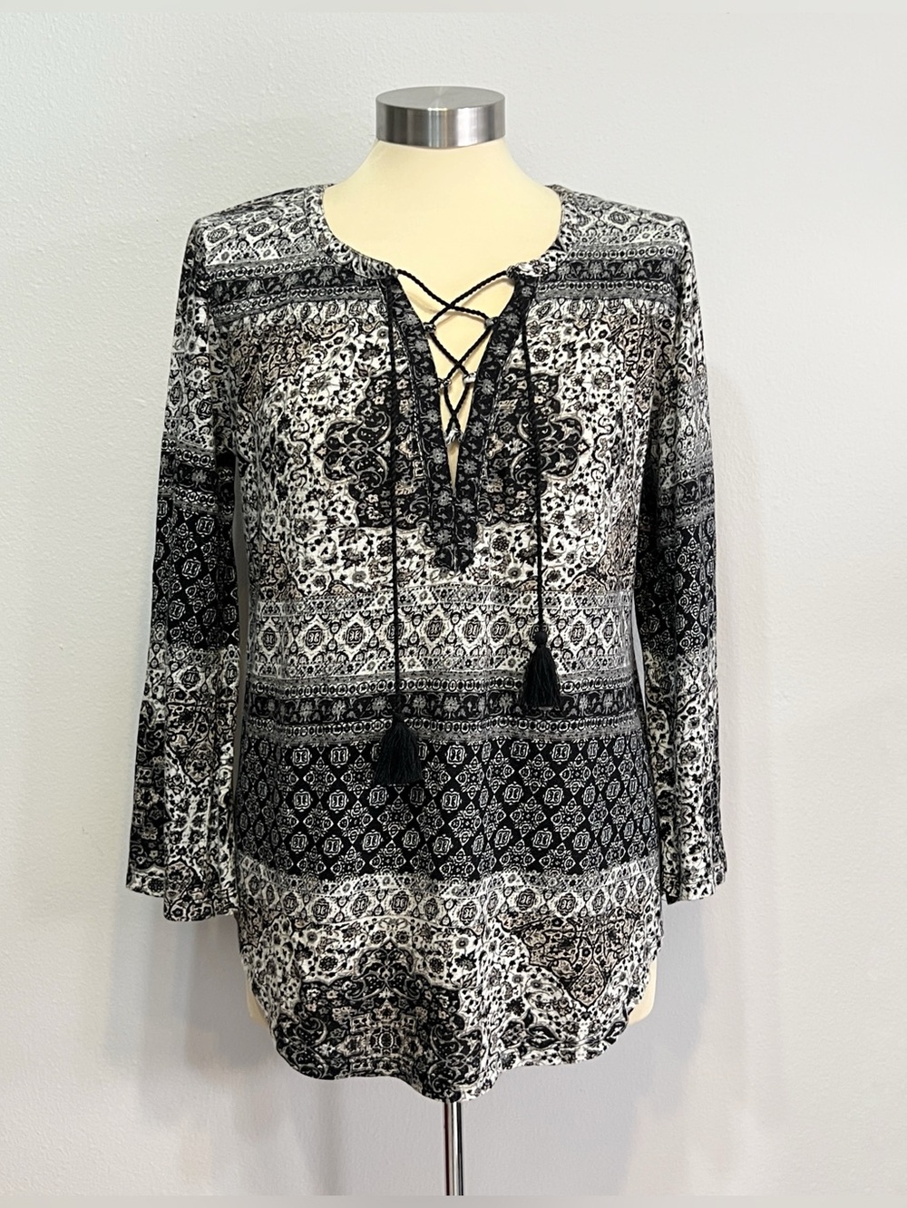 Boho Peasant Top Blouse Lucky Brand Women's Sz Small Whimsygoth Black Tassel